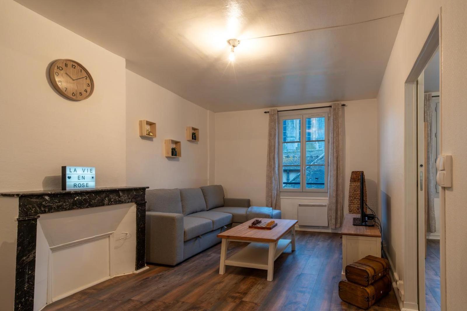 Appartement Au Coeur De Senlis Senlis  Eksteriør billede